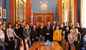 Mladi Hrvati iz Slovačke u Zadru