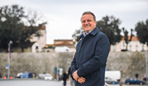 Čestitka gradonačelnika Branka Dukića povodom Božića i nadolazeće Nove 2021. godine