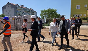 Zona Crno i inkubator