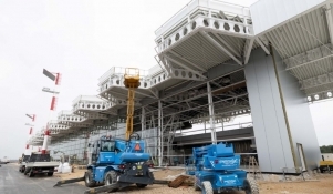 Povijesna ulaganja u ZL Zadar, u obilasku gradilišta gradonačelnik Erlić i župan Bilaver