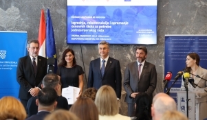 Gradu Zadru dodijeljena dva nova ugovora za škole na Plovaniji i Voštarnici  