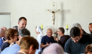 Gradonačelnik Erlić i župan Bilaver pozdravili hodočasnike iz Bitetta; danas su u posjeti Zadru i samostanu sv. Frane 