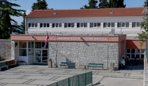 Za rekonstrukciju OŠ Krune Krstića zaprimljeno pet ponuda, u tijeku nabava za izgradnju Područne škole Murvica Briševo
