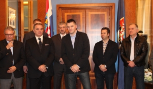 Kup Krešimira Ćosića 2016.-primanje gradonačelnika i polaganje cvijeća