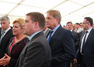 Predsjednica RH položila kamen temeljac za izgradnju zgrade putničkog terminala u Gaženici