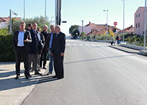 Obilazak Ulice Borka Šarlije kese i luke u Petrčanima