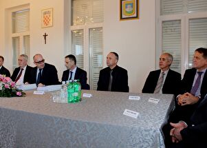 Potpisivanje Ugovora za izgradnju podvožnjaka ispod rulne staze u Zemuniku