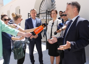 Gradonačelnik Božidar Kalmeta obišao TIC