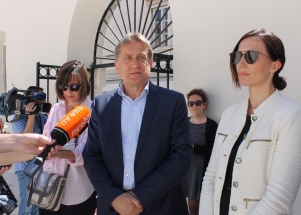 Gradonačelnik Božidar Kalmeta obišao TIC