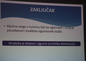 Ministar MUP-a Božinović u PU zadarskoj