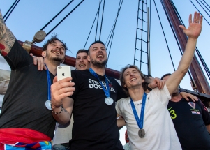 Spektakularan zadarski doček zadarskih Vatrenih 2.dio