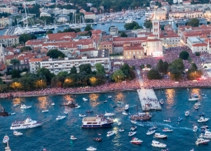 Doček zadarskih Vatrenih - pogled iz zraka