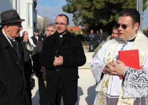 Šjora Tina i belafuška špina - otvaranje trga