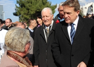 Šjora Tina i belafuška špina - otvaranje trga