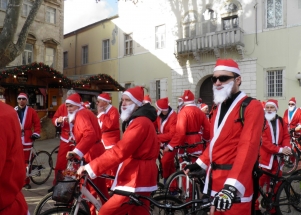 Utrka Djedova Božićnjaka