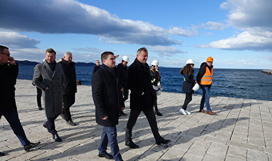 Ministar prometa, mora i infrastrukture Oleg Butković obišao radove na Obali Kralja Petra Krešimira IV 