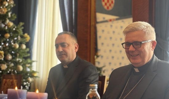 Nadbiskup Zgrablić u posjetu gradonačelniku Erliću 