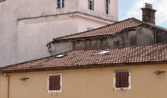 Javni pozivi za sufinanciranje ugradnje dizala u postojeće zgrade i obnovu pročelja zgrada 