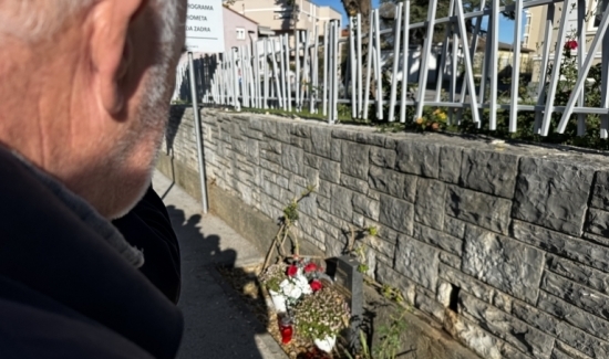 Gradsko vijeće Grada Zadra donijelo odluku o postavljanju nove spomen - ploče Rajku Lozi 