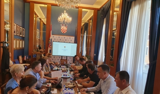 Održan Kolegij gradonačelnika: u fokusu ozelenjivanje dvorišta i upravljanje gradskom imovinom