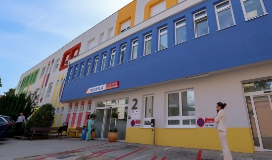 Dovršena energetska obnova zgrade Pedijatrije Opće bolnice Zadar – ukupna ulaganja veća od 5,2 milijuna eura