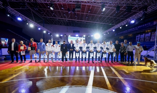 Hrvačkim turnirom u Jazinama započeo program obilježavanja Dana obrane Zadra