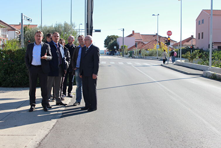 Obilazak Ulice Borka Šarlije kese i luke u Petrčanima