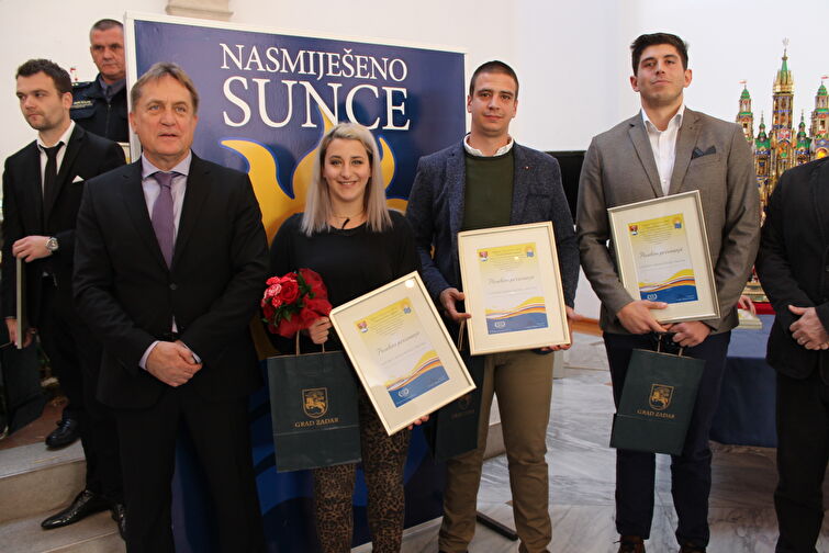 Nasmiješeno sunce 2016.