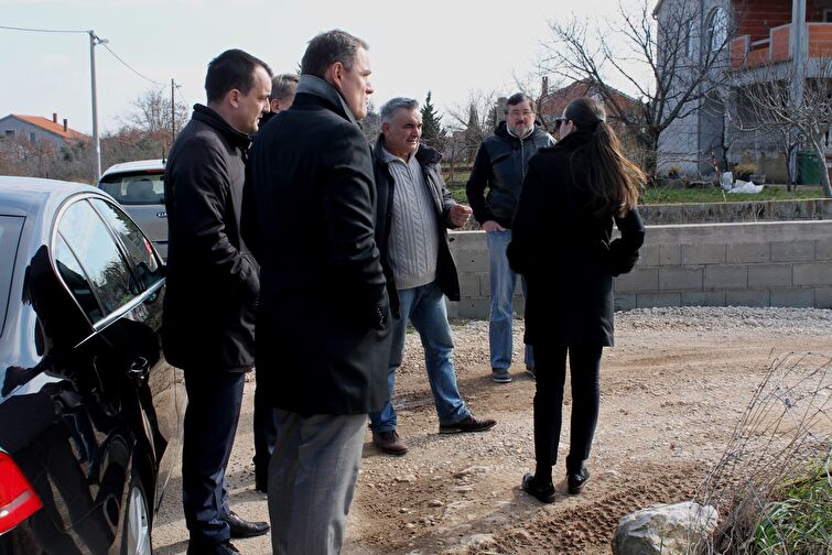 Gradonačelnik Kalmete u obilasku MO-ra: Ploče, Dračevac, Crno