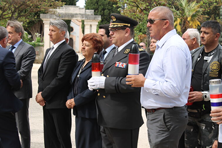 Otvaranje spomenika poginulim braniteljima Domovinskog rata