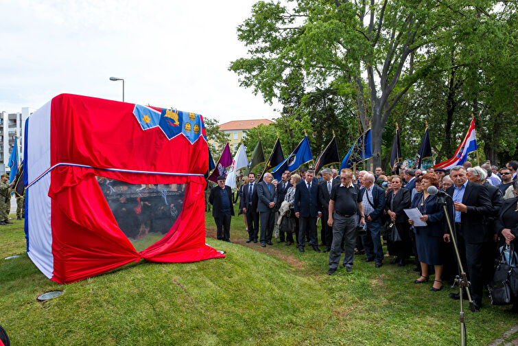 Otvaranje spomenika poginulim braniteljima Domovinskog rata