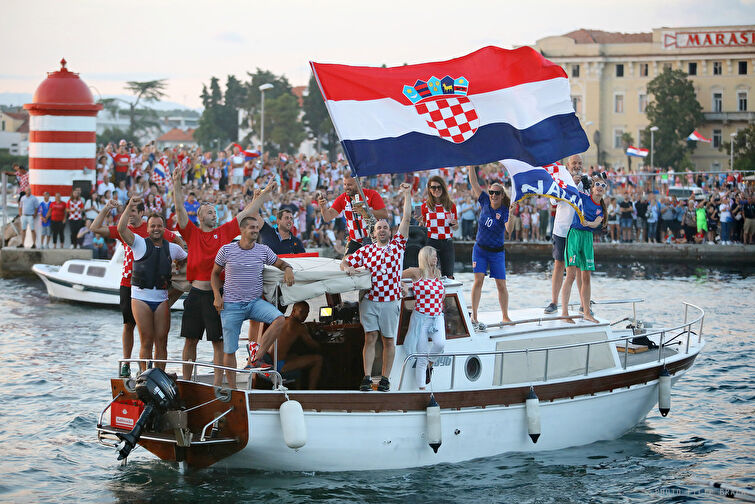 Spektakularan zadarski doček zadarskih Vatrenih 