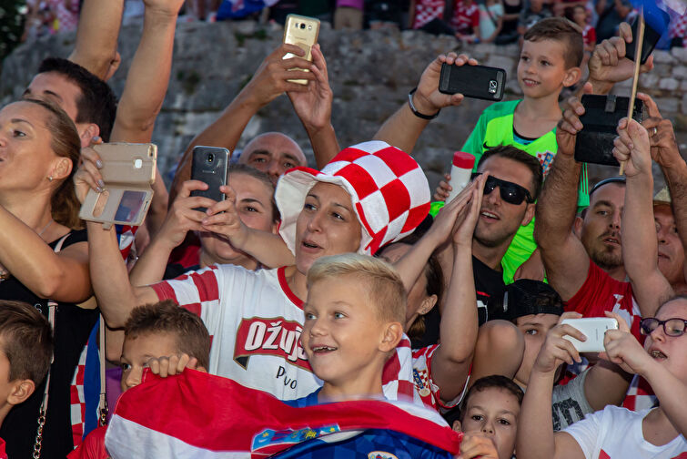 Spektakularan zadarski doček zadarskih Vatrenih 2.dio