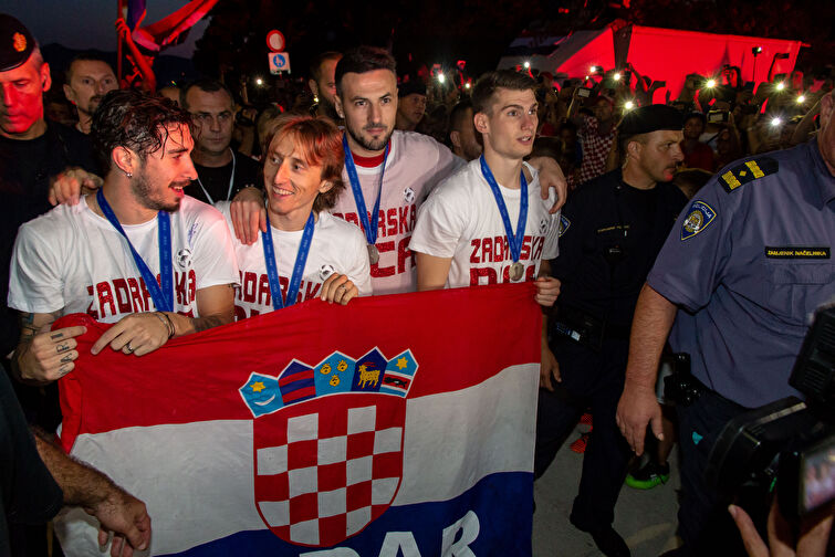 Spektakularan zadarski doček zadarskih Vatrenih 2.dio