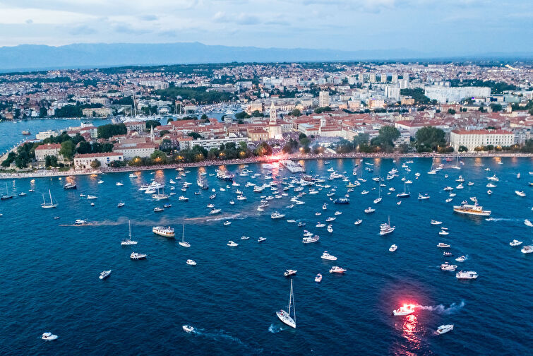 Doček zadarskih Vatrenih - pogled iz zraka