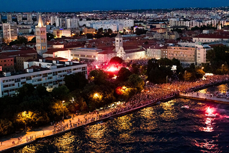 Doček zadarskih Vatrenih - pogled iz zraka