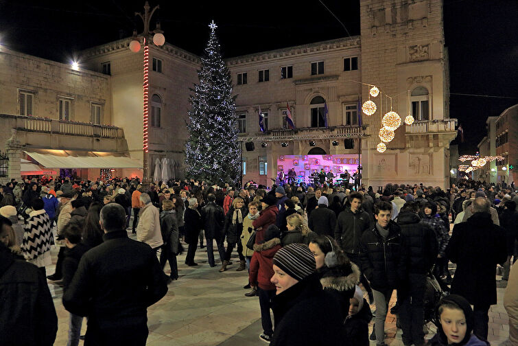 Doček Nove 2016. godine