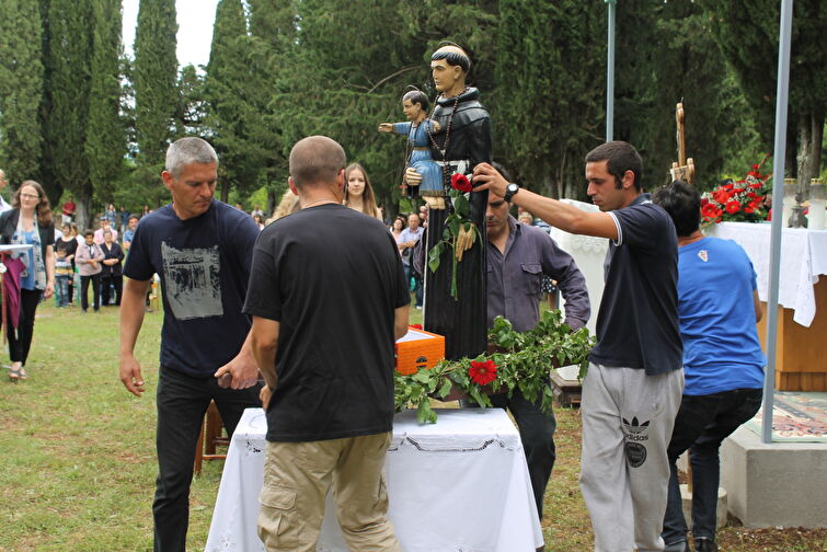 Proslava 17. godišnjice otvorenja centra sv. Ante Padovanskog u Nuniću 