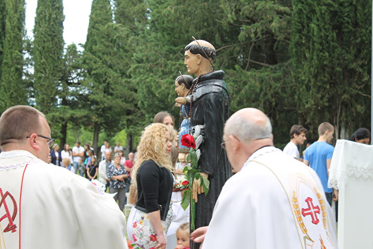 Proslava 17. godišnjice otvorenja centra sv. Ante Padovanskog u Nuniću 