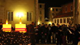 Upaljena treća svijeća adventskog vijenca