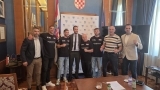 Boksači i vodstvo BK Sveti Donat na prijemu kod gradonačelnika Erlića