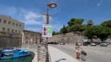Postavljene oznake o pravilima odijevanja u povijesnoj jezgri