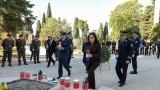 Na gradskom groblju u Zadru uoči Svih svetih i Dušnog dana položeni vijenci i zapaljene svijeće