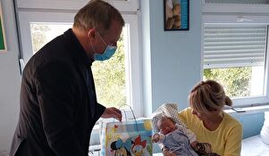 Prvog dana Nove godine gradonačelnik Dukić posjetio zadarsko rodilište