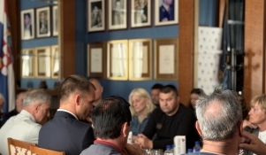 Koordinacijski sastanak predstavnika braniteljskih udruga s gradonačelnikom Erlićem 