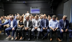 Ministar Šipić u Zadru dodijelio 151 ugovor za projekte vrtića i dječjih igrališta vrijedne 3,8 milijuna eura