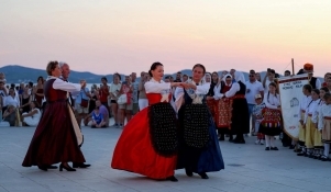 Međunarodni festival folklora okupio 300 folkloraša na Pozdravu Suncu