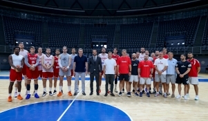 Košarkaška reprezentacija na Višnjiku: Uoči susreta s Latvijom posjetili ih gradonačelnik Erlić i župan Bilaver 