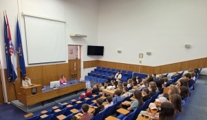 Učenici iz Devinske Nove Vesi na razmjeni u Zadru: Zajedno uče njemački i upoznaju kulturnu baštinu