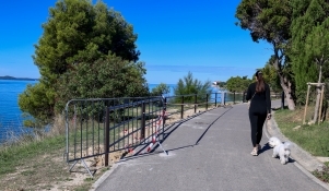 Postavljena zaštitna ograda na dijelu šetnice na Karmi, manji radovi i u ostalim gradskim kvartovima 